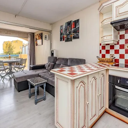 Apartment - Port Leucate, Bord De Mer, 4 Personnes *