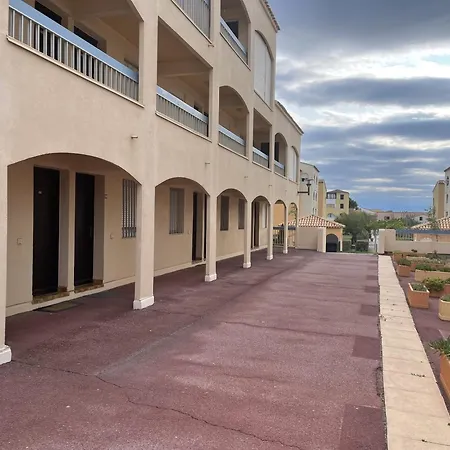 - Port Leucate, Bord De Mer, 4 Personnes Apartment *
